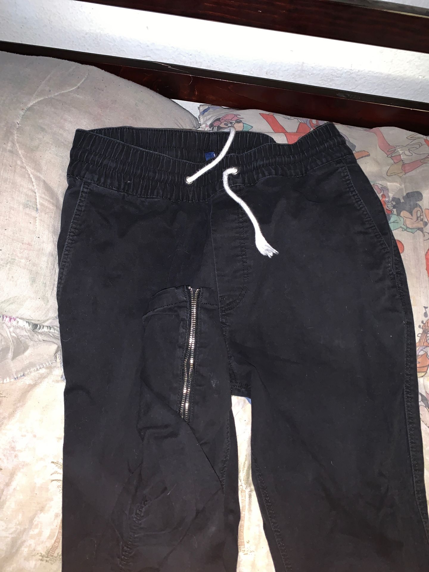 3 pairs of jeans for 80$