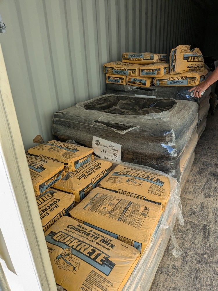 Cement 80lbs Quikrete Concrete Mix