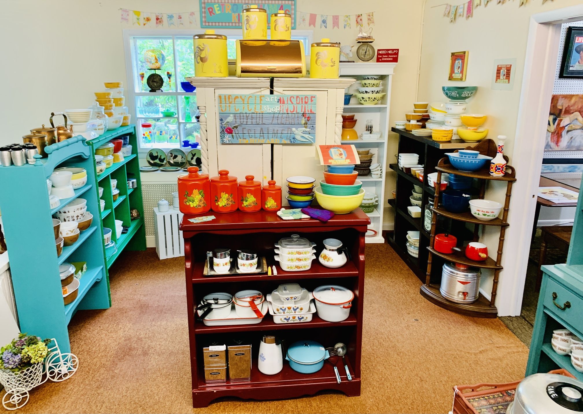 Artisan and Vintage Sale IOD Dixie Belle paint Pyrex