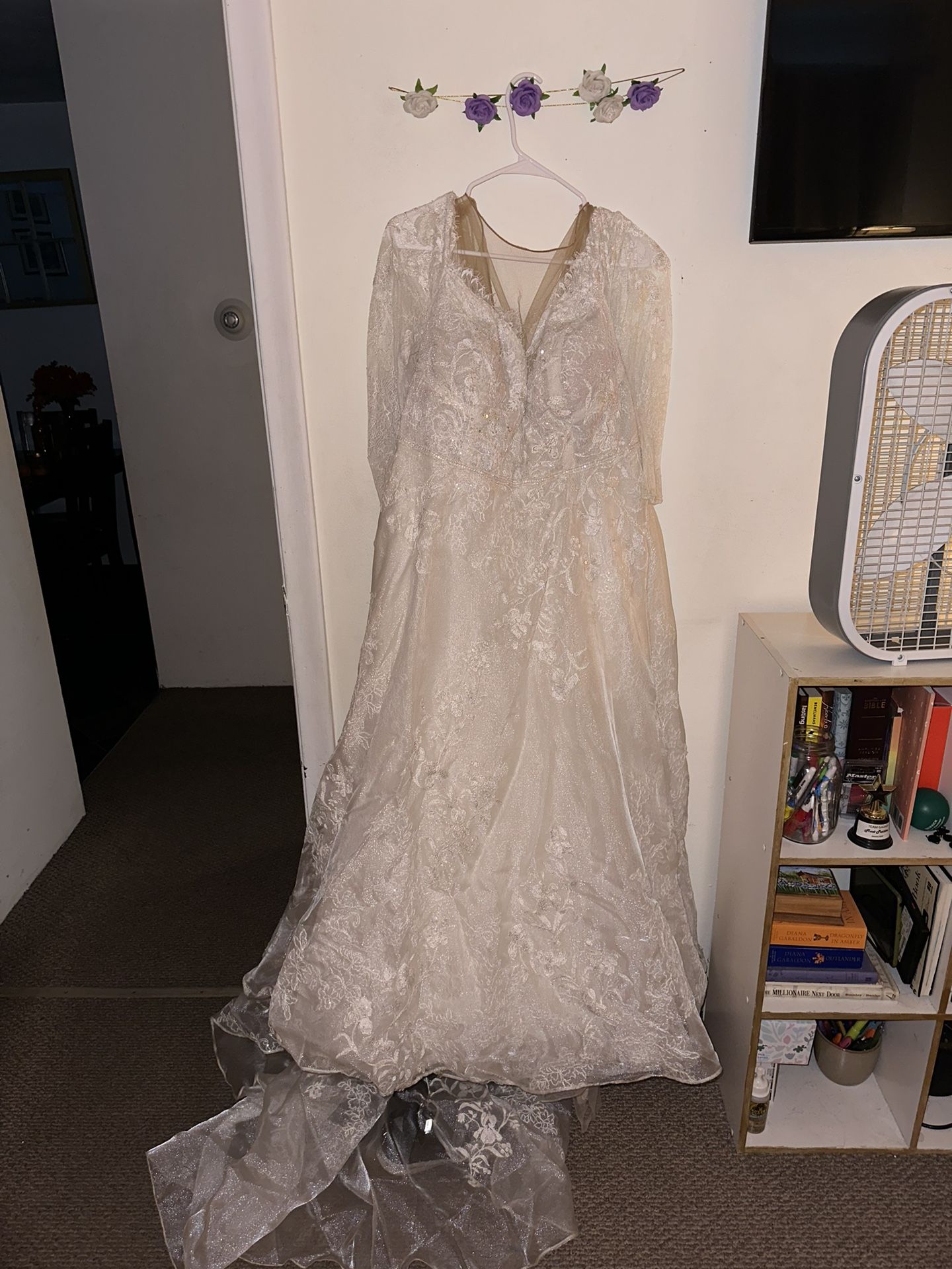 Oleg Cassini Ivory Wedding Dress Size 20