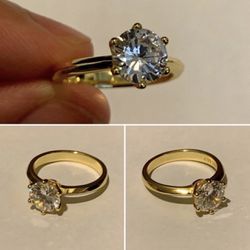 18K Yellow Gold Diamond Ring Size 7