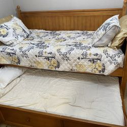 Day Bed 