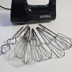 BLACK+DECKER 5 Speed Electric Hand Mixer