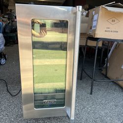 Viking 15 Inch Freestanding/Built-In Undercounter Beverage Center 