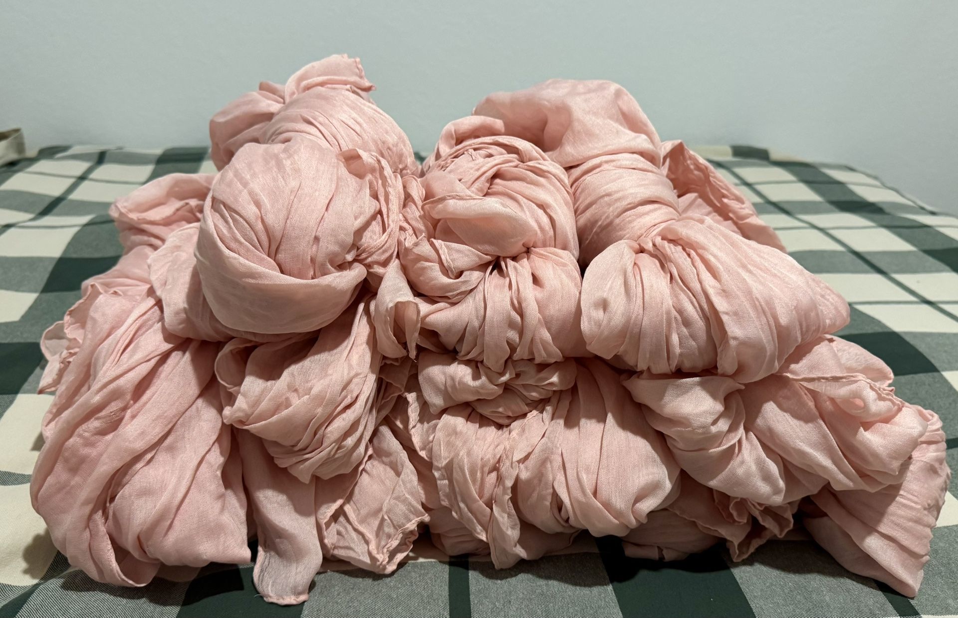18 pink cheesecloth table runners