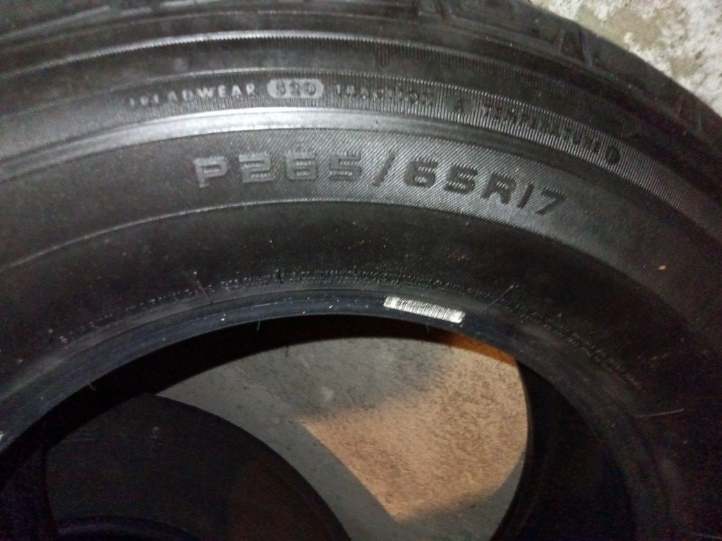 Tires P265/65R17