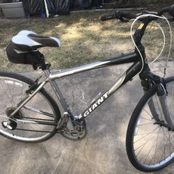 Very Nice 26 Inch 18 Speed Giant Lightweight Road Racing Bike Only 200