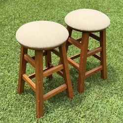 Pair Of Winsome Wood 24 Inch Walnut Swivel Cushion Bar Stools