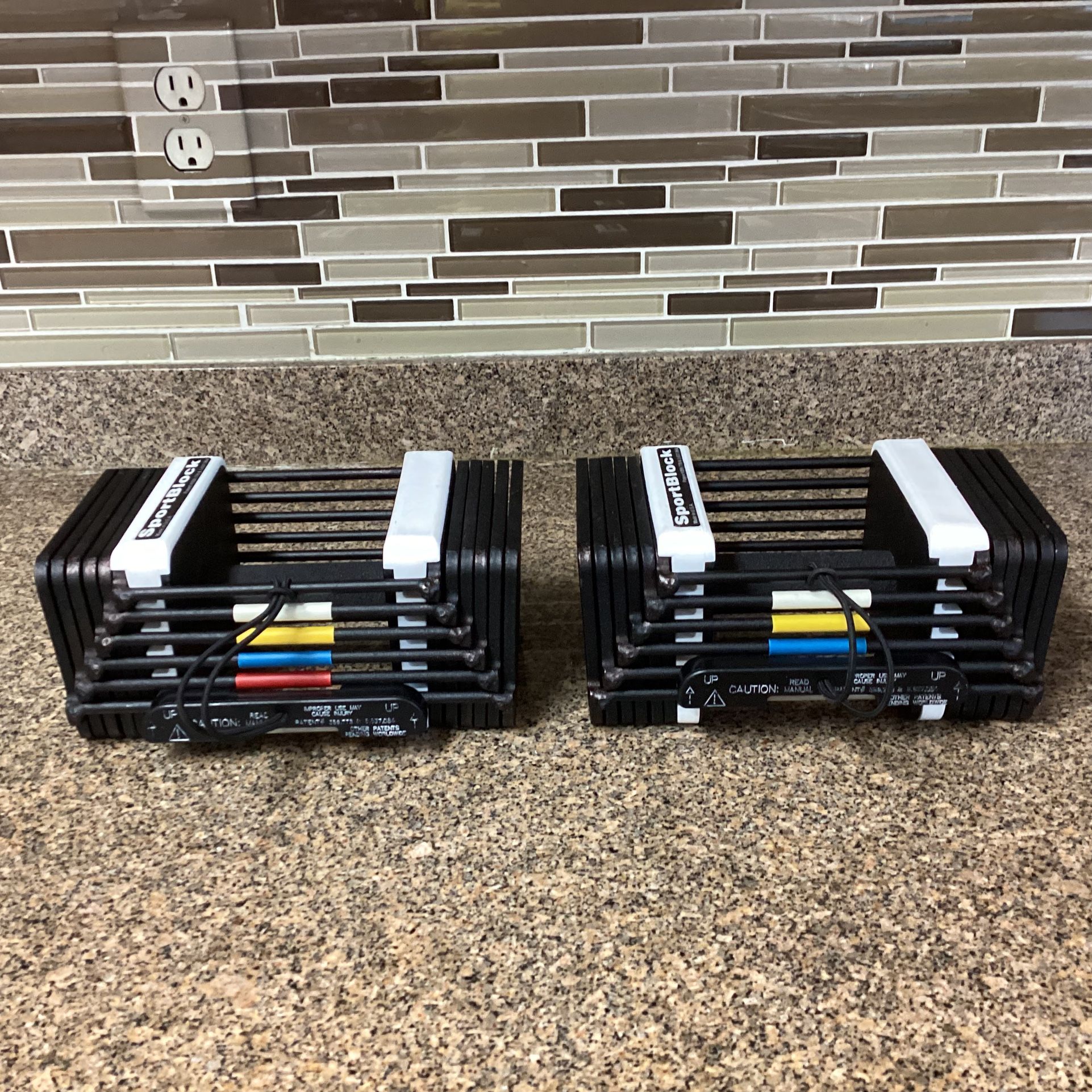Gym Equipment Adjustable Dumbbells Power Block Sport Block....