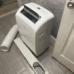 Air Conditioner  800 Square Feet 
