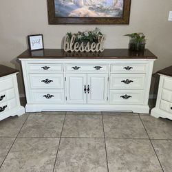 Dresser Set