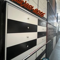 White Body With Black Drawer Dresser Chest Comoda Nueva 