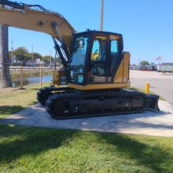 Bobcat Excavadora Volteo 