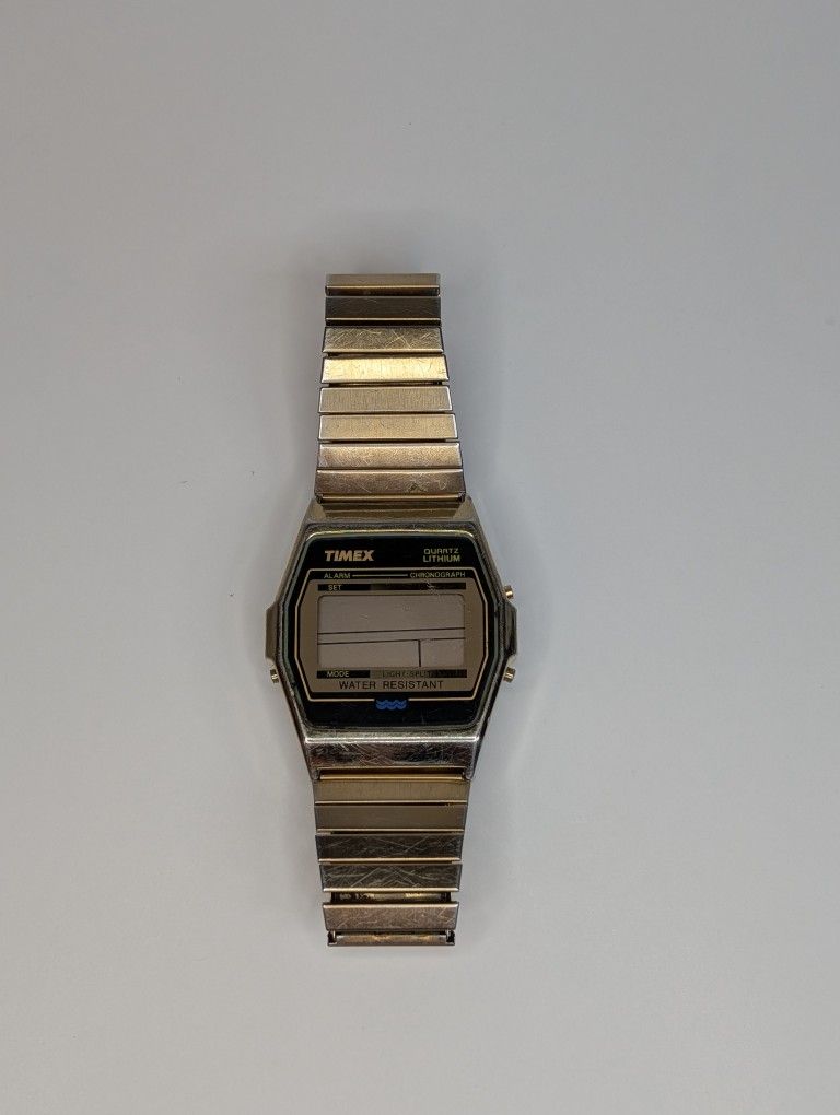 Vintage TIMEX Quartz Lithium Men's Watch Alarm Chronograph Needs REPAIR