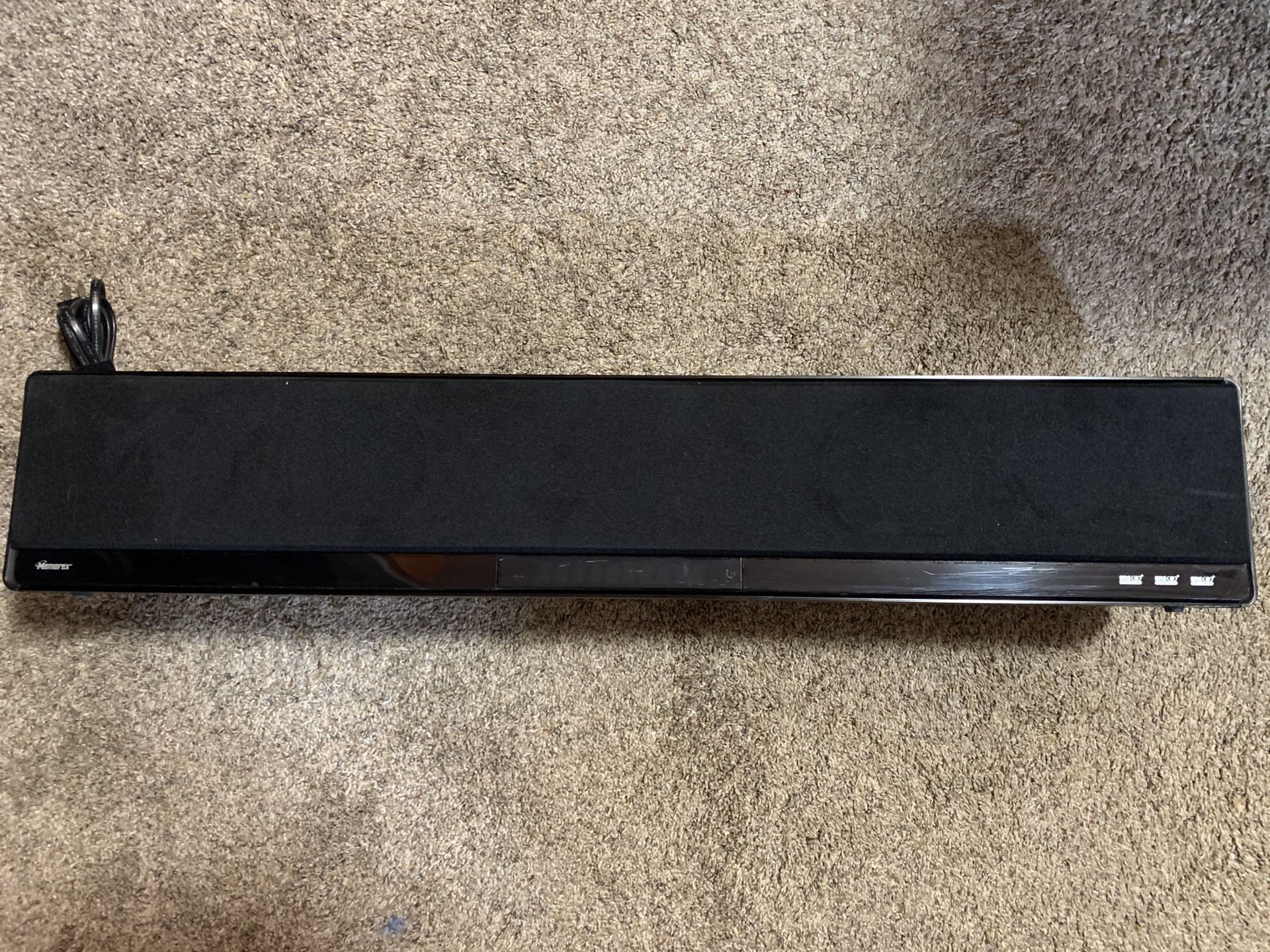 Memorex 32” Sound Bar. Perfect to watch movies can connect to any TV ...