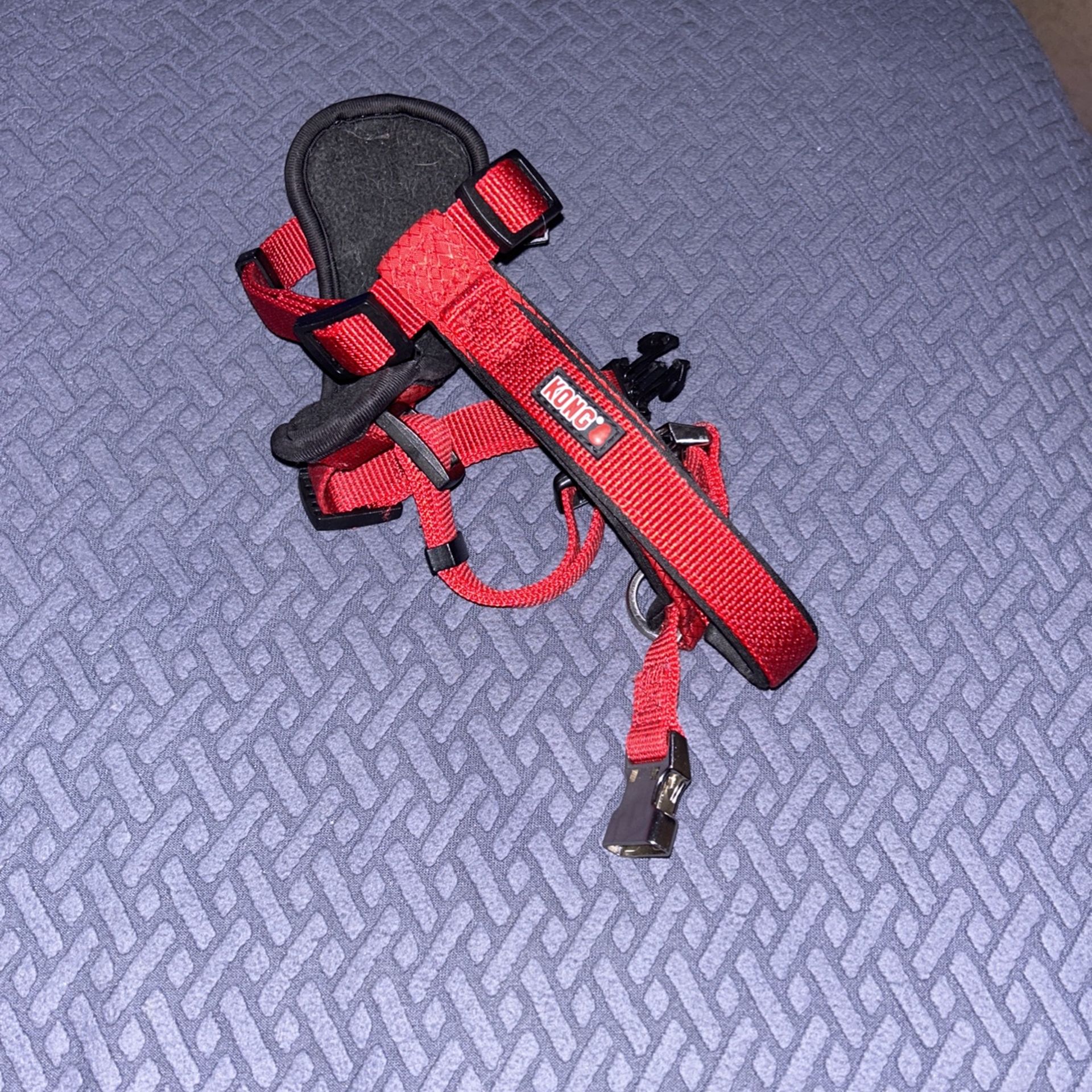 Medium Kong Harness - Red