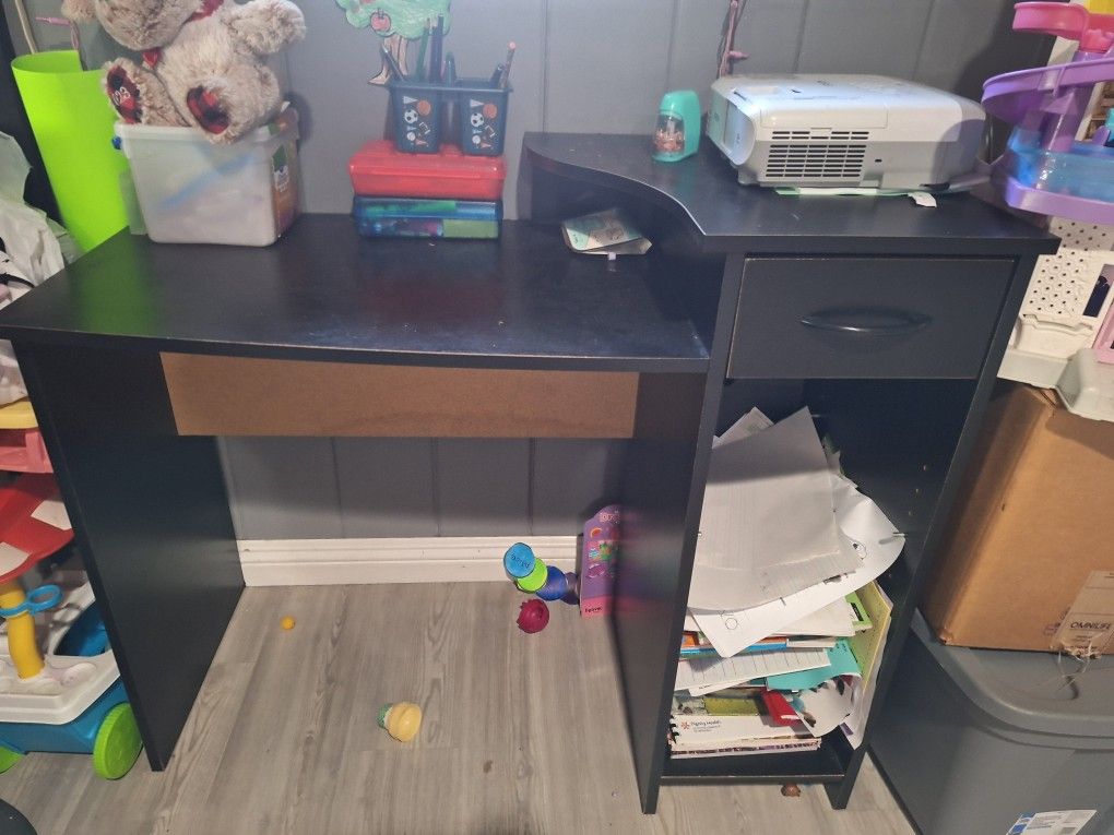desk