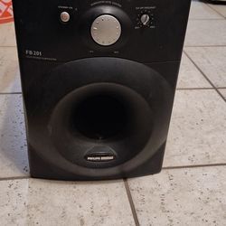 Phillips Magnavox Subwoofer