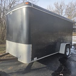 6 X 12 Enclosed Trailer. 