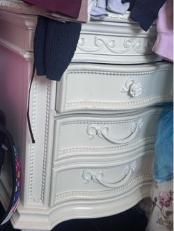 Princess collection night stand