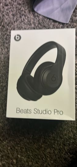 Black Studio Pro Beats 