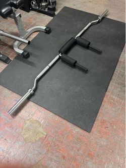 Safety squat bar