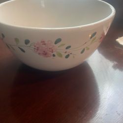 New Pizzato Hand Painted Serving Bowl 