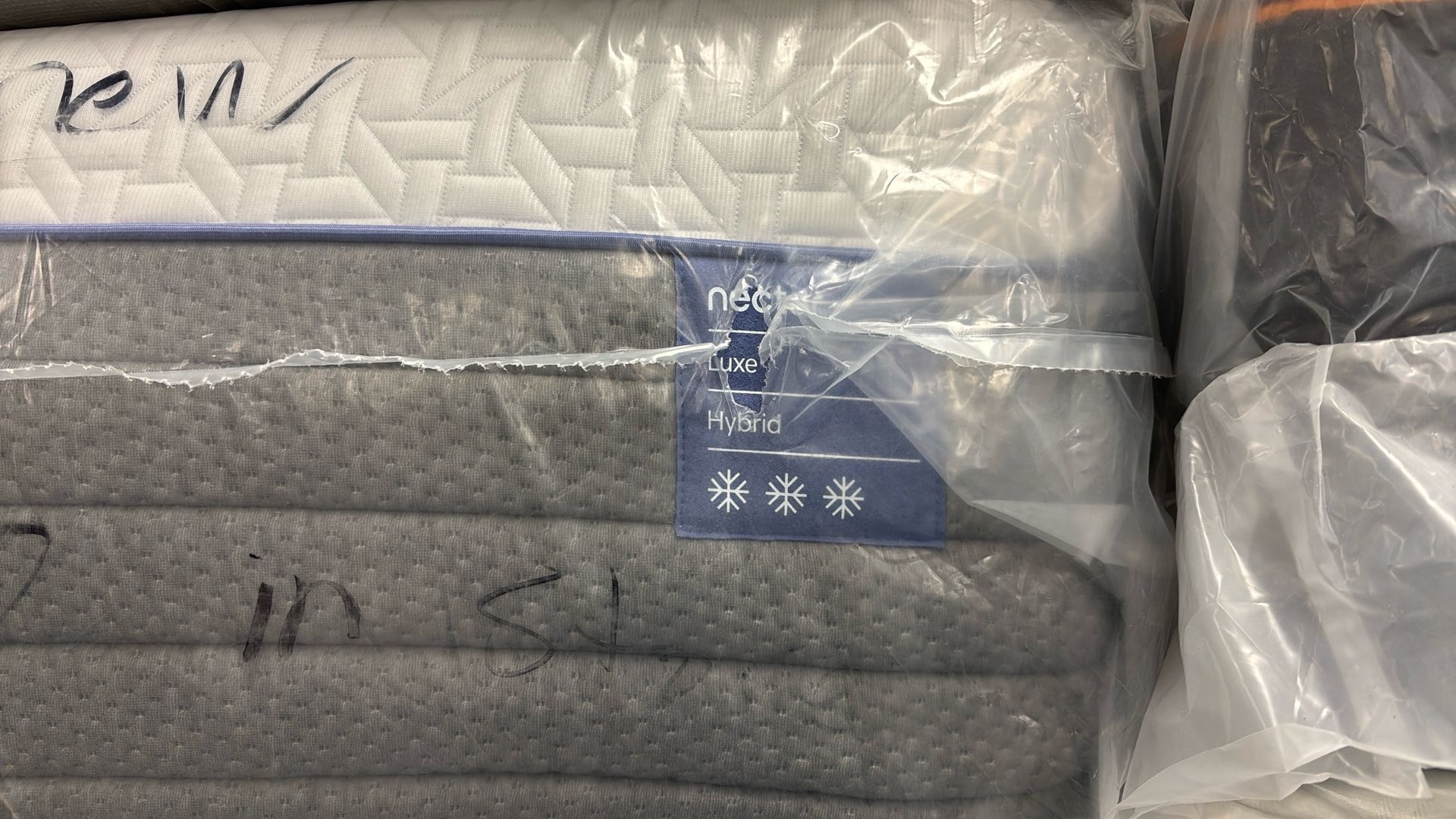 Queen Nectar Luxe Hybrid Mattress
