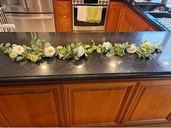 White Flower Eucalyptus Garland almost 6 feet long great for wedding and events