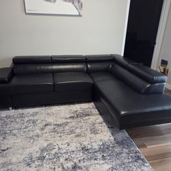 Black Sleeper Couch With Trendel