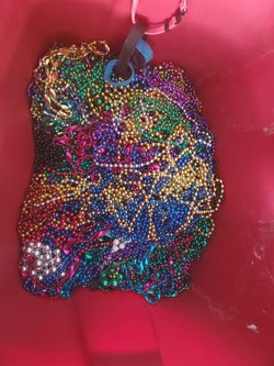Tub of mixed party bead necklaces