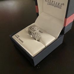 Keepsake ring BEST OFFER (NEED GONE)