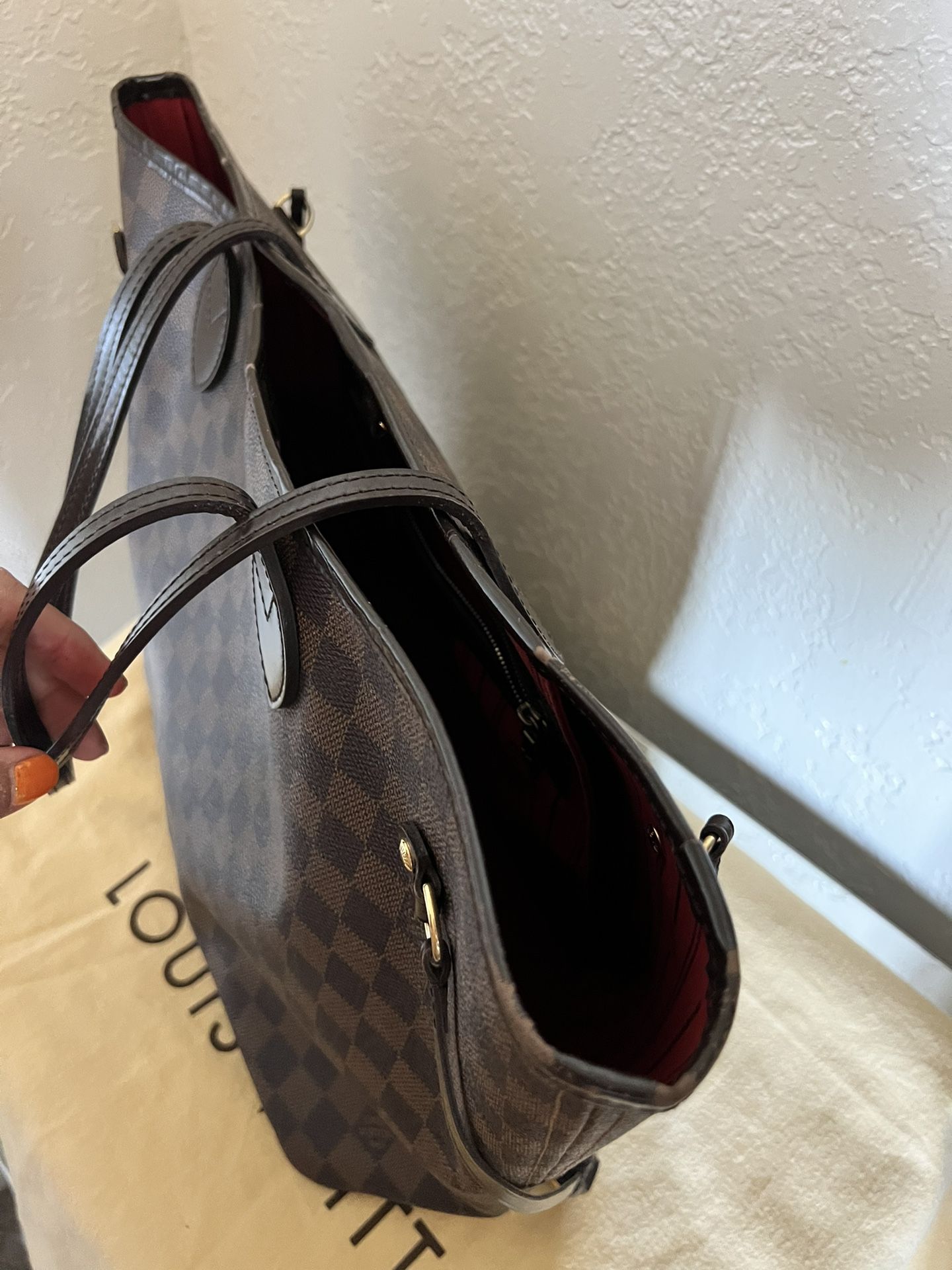 Louis Vuitton Neverfull for Sale in Santee, CA - OfferUp
