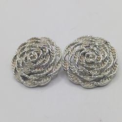 Vintage silvertone lisner clip on earrings