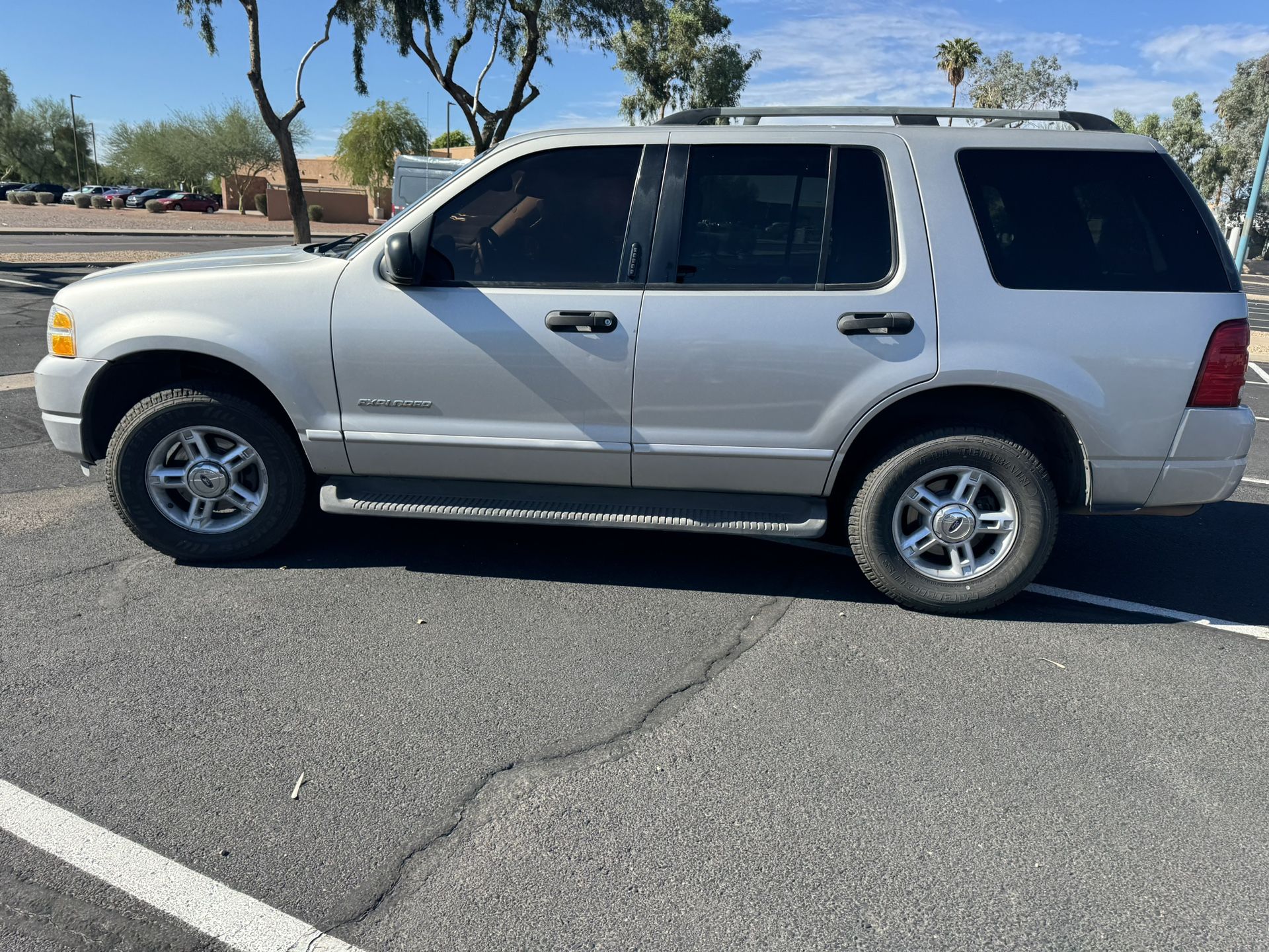 2004 Ford Explorer