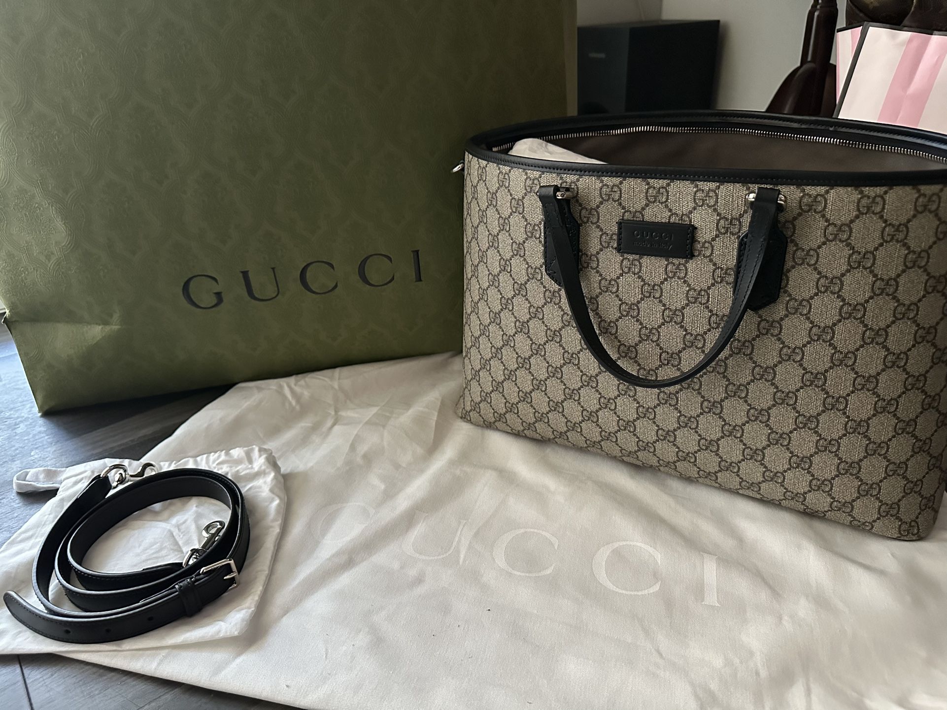 Gucci Purse 