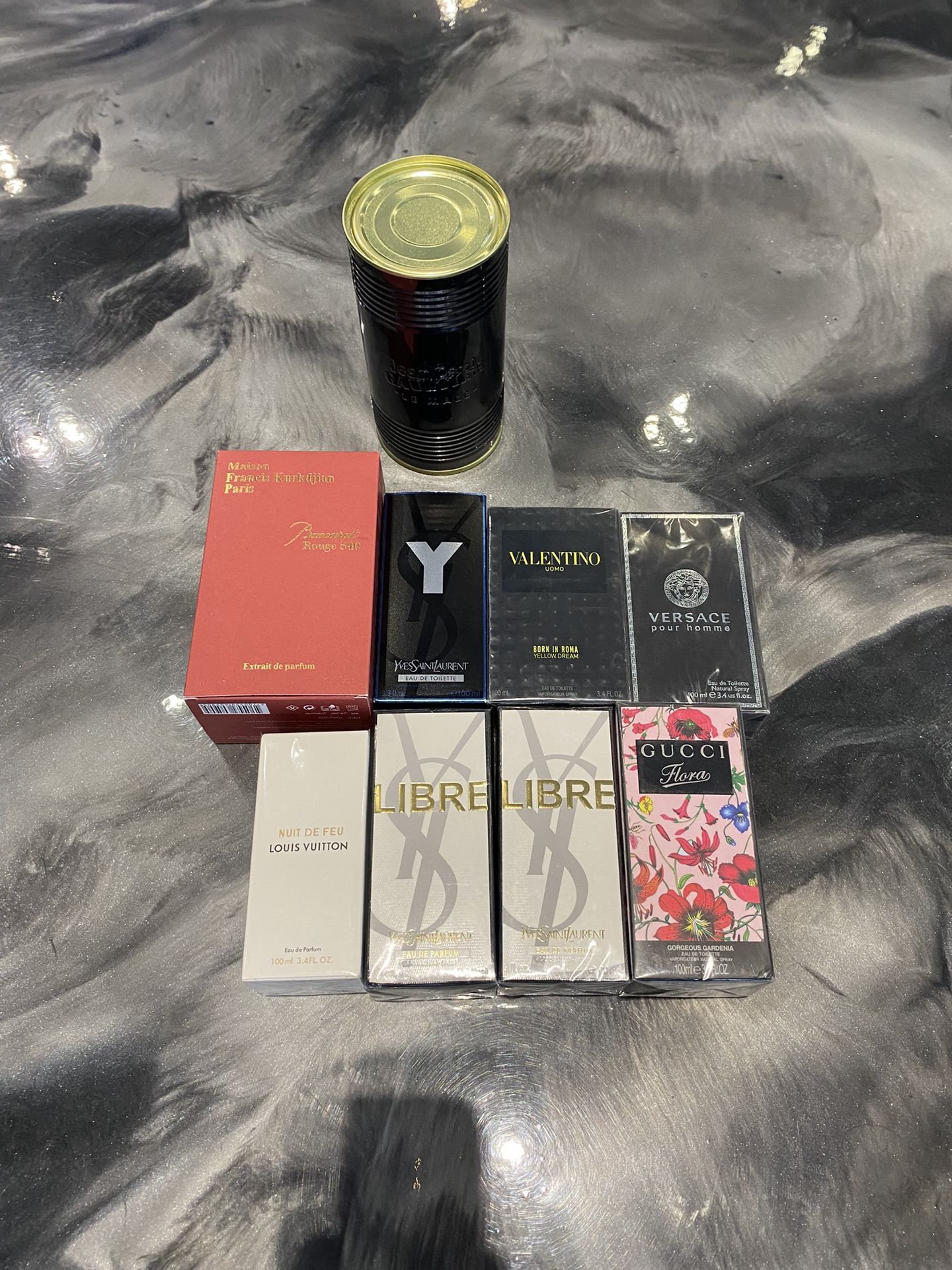 Colognes & Perfume