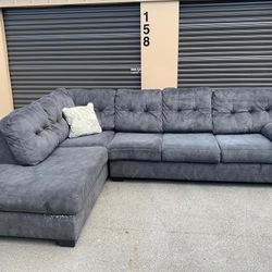 Sectional Couch 