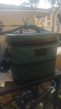 Igloo cooler