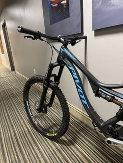 Pivot Mach 4 Full Carbon