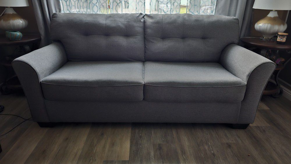 Sleeper Sofa. Full Size. Memory Foam Mattress