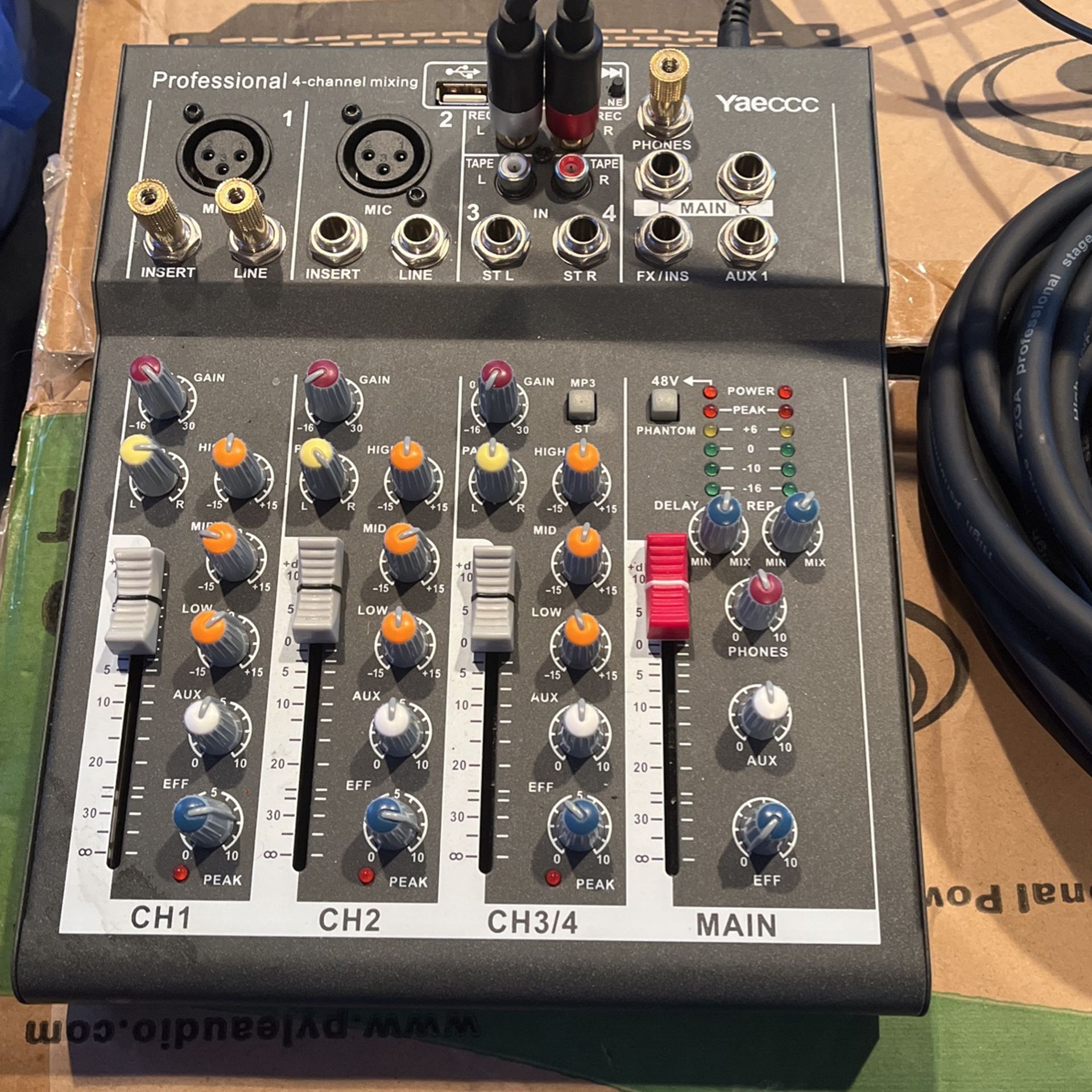 2 Speaker Size 15 And Amplified In Cables And Mixers.