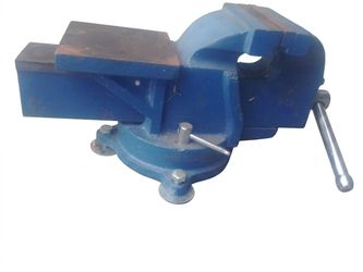 heavy-duty bench vise