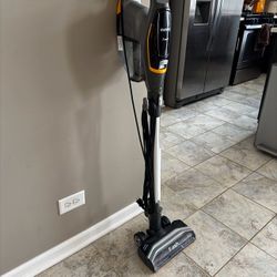 Used vacuum cleaner in good working condition. 
