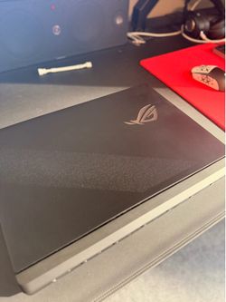 ASUS ROG SCAR 18 2.5k 240Hz
