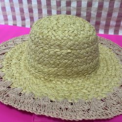 Francesca’s Boutique NEW With Tags Women’s Floppy Straw Sun Hat Pink Brim