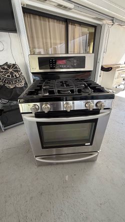 LG Gas Stove