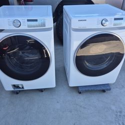 Samsung Front Load Washer and Electric Dryer Set, In Very Good Condition,  Please See All The Pictures For Details 