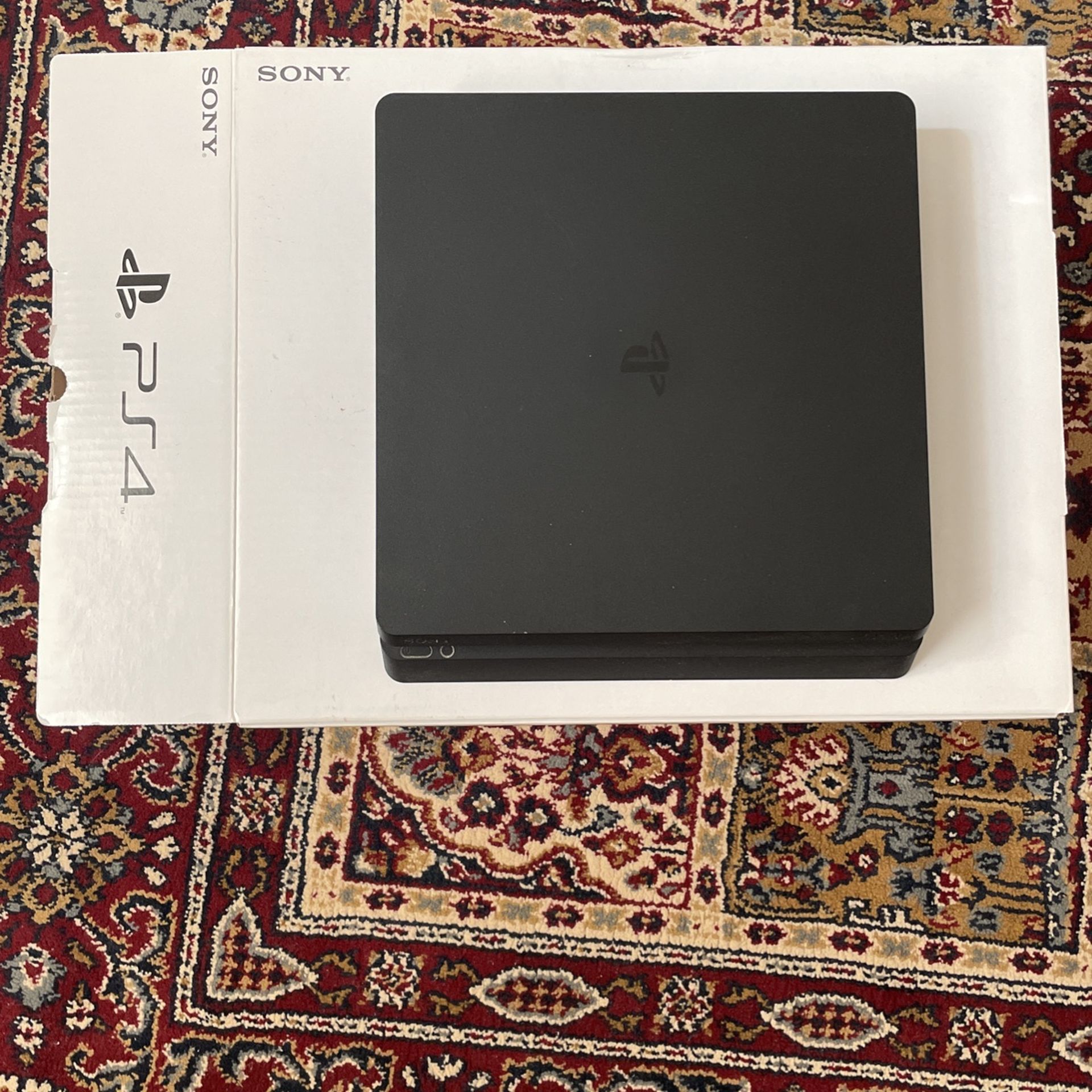 PS4 Slim