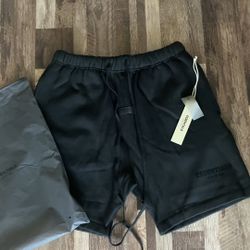 Black Essential Shorts 